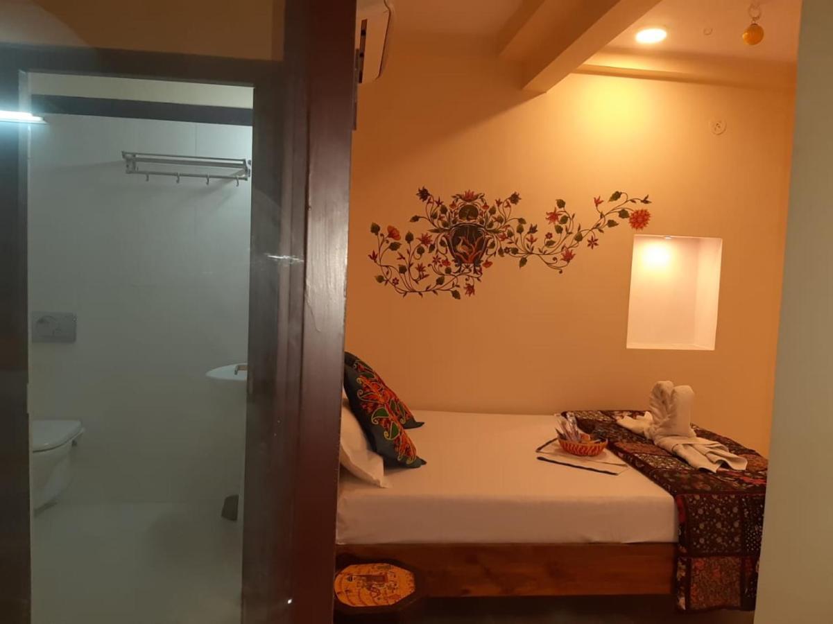 Swiss House Apartment จ๊อดปูร์ ภายนอก รูปภาพ